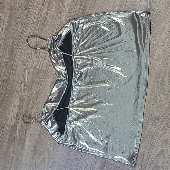 H&M Liquid Silver Draped Neckline Strappy Camisole Tank Metallic XL - Picture 12 of 12